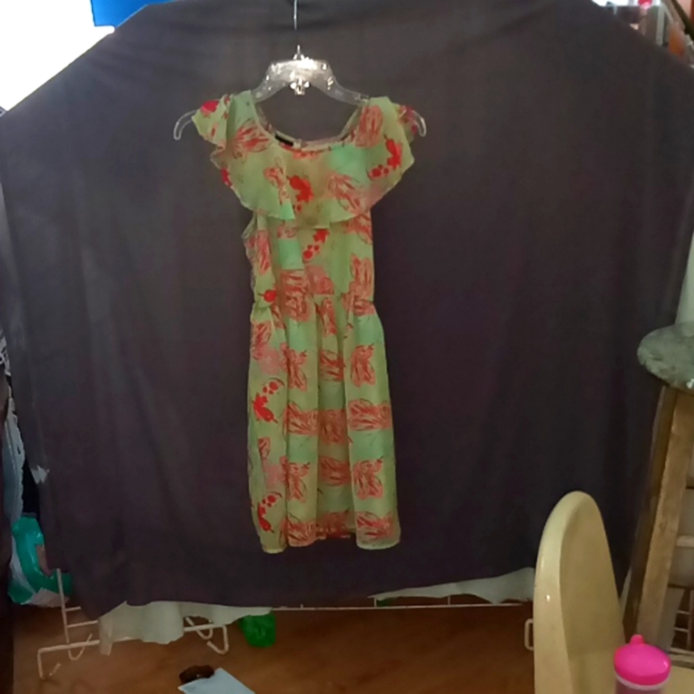 Girls dress